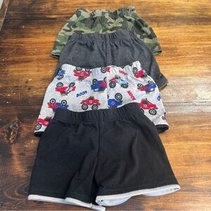 Garanimals Lot Of 4 Pair Of Shorts Size 6-9 Months​